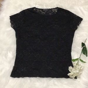 Karen Kane Lifestyle Lace Top Short Sleeve M black